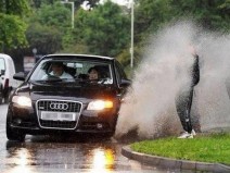 12 Pessoas que nasceram com azar(voc� vai se sentir mal, mas ainda assim vai s� rir de qualquer maneira)