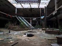 Sabia que tem um shopping abandonado em S�o Paulo?