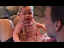 Rea��es hil�rias de crian�as ao ver os pais sem barba! 