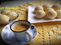 Delicioso p�o de queijo com apenas 3 ingredientes.