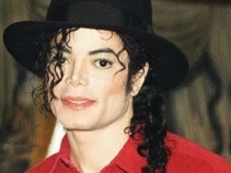 H 11 anos o cenrio musical perdia Michael Jackson