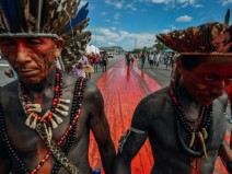 Bolsonaro e Modi contra os Povos Ind�genas 