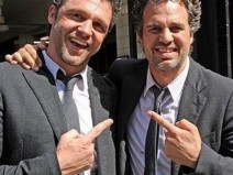 Esses atores t�m dubl�s e ambos parecem ser irm�os e voc� nem sabia