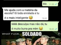 Quando a boyzinha se acha o �ltimo biscoito recheado do pacote