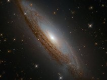 Foto do Hubble mostra uma gal�xia ativa